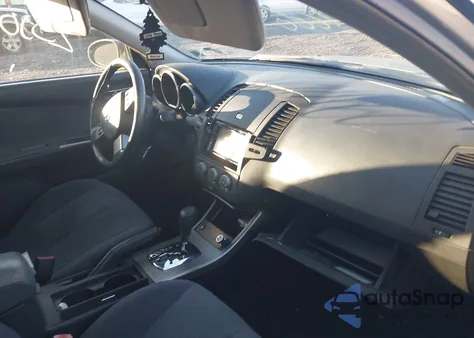 2006 Nissan Altima 2.5 S from USA, damaged, VIN 1N4AL11D56N346601